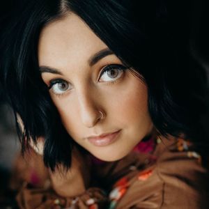 Meet your Posher, Maddie